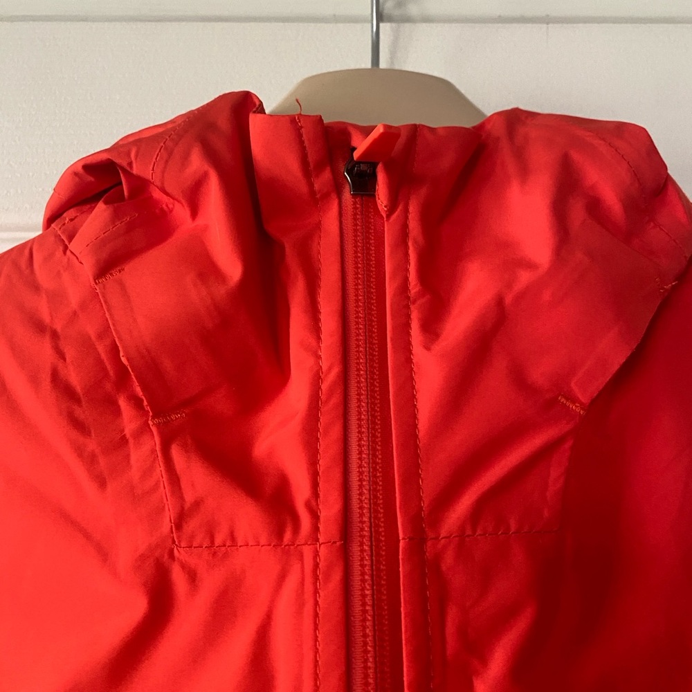 Endura Women’s Rain Jacket - Picture 7 of 9
